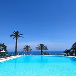 De Diseno En La Playa Торремолінос