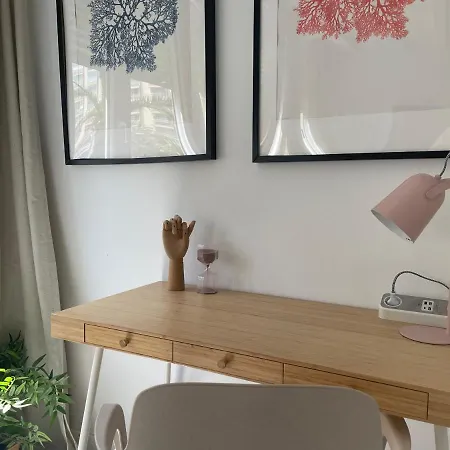 De Diseno En La Playa Torremolinos